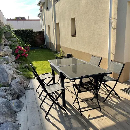 Louise - Spacieux Proche Digue Avec Jardin *